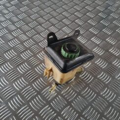 Stūres pastiprinātāja tvertne priekš AUDI 80 1991