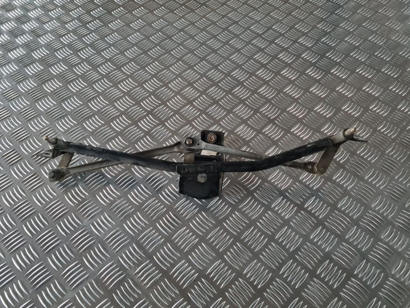 Vējstikla tīrīšanas mehānisms priekš AUDI 80 1991 1 Vējstikla tīrīšanas mehānisms priekš AUDI 80 1991