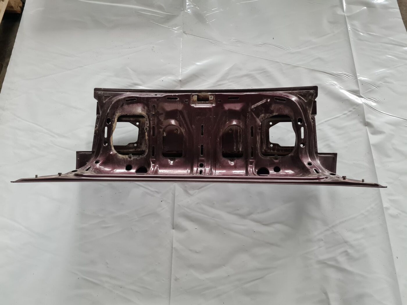 Bagāžnieka vāks priekš AUDI 80 1991 5 Bagāžnieka vāks priekš AUDI 80 1991