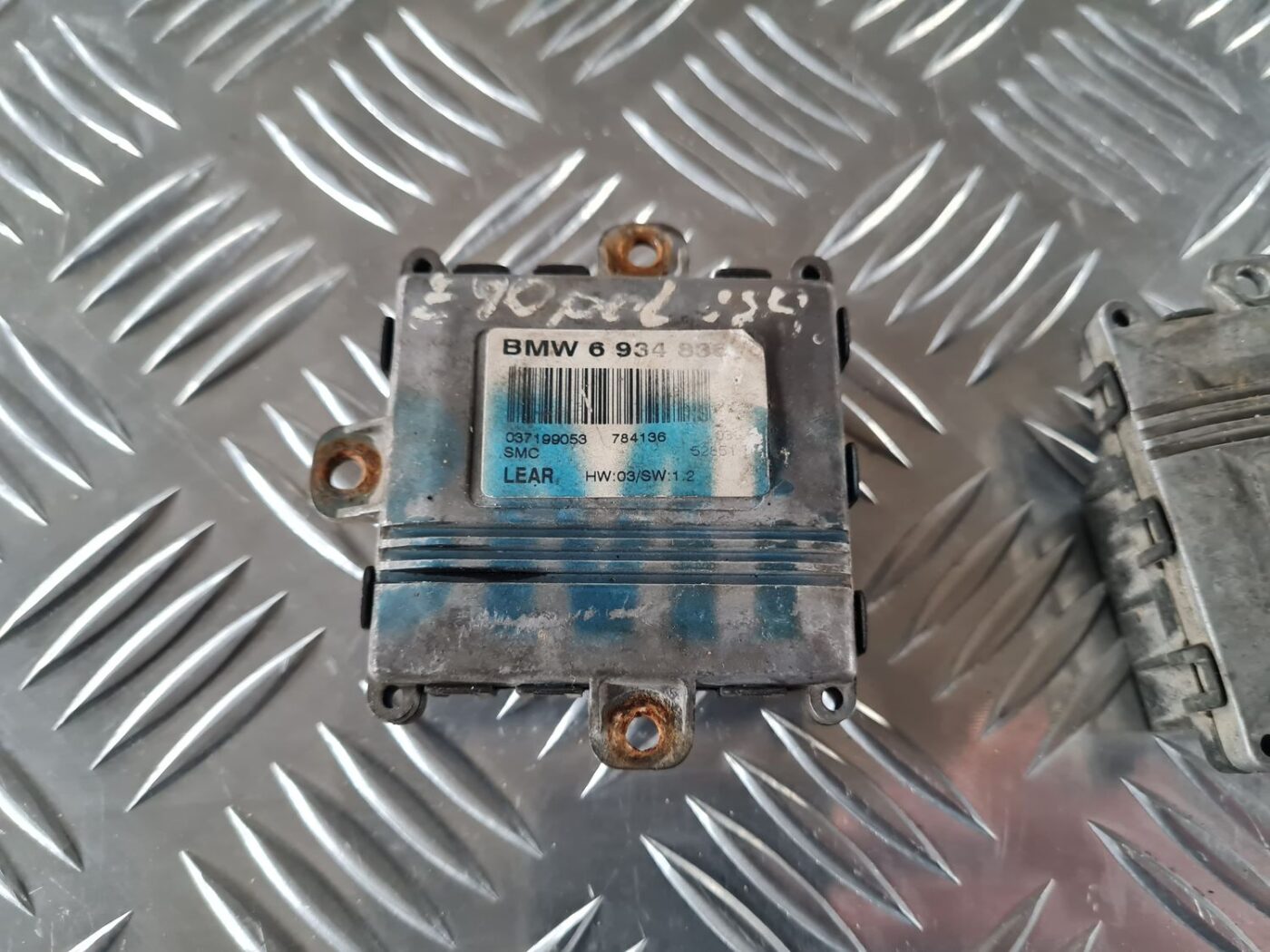 Ksenona vadības bloks priekš BMW 6 E63 645 2004 2 Ksenona vadības bloks priekš BMW 6 E63 645 2004