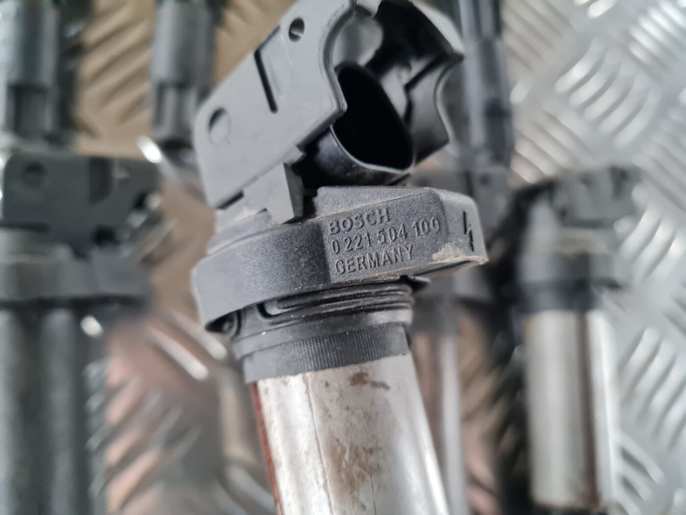 Augstsprieguma spole priekš BMW 6 E63 645 2004 5 Augstsprieguma spole priekš BMW 6 E63 645 2004