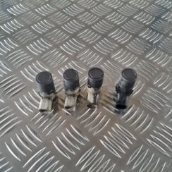 Parkošanās devējs priekš BMW 6 E63 645 2004