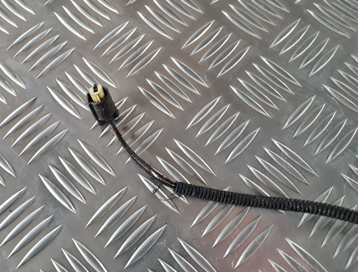 Droseles vads priekš BMW 6 E63 645 2004 3 Droseles vads priekš BMW 6 E63 645 2004