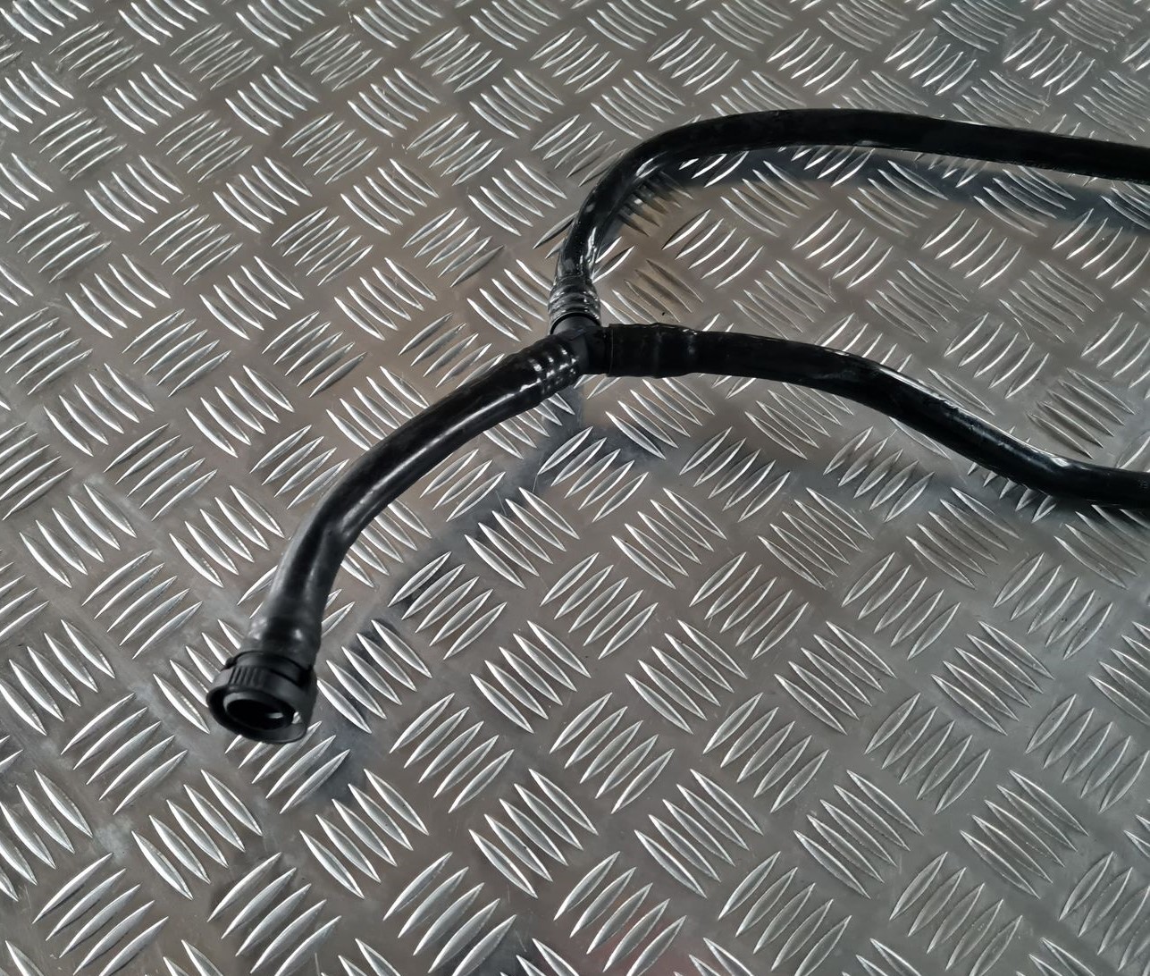 EGR caurule priekš BMW 6 E63 645 2004 5 EGR caurule priekš BMW 6 E63 645 2004