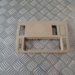 Griestu uzlika priekš BMW 6 E63 645 2004