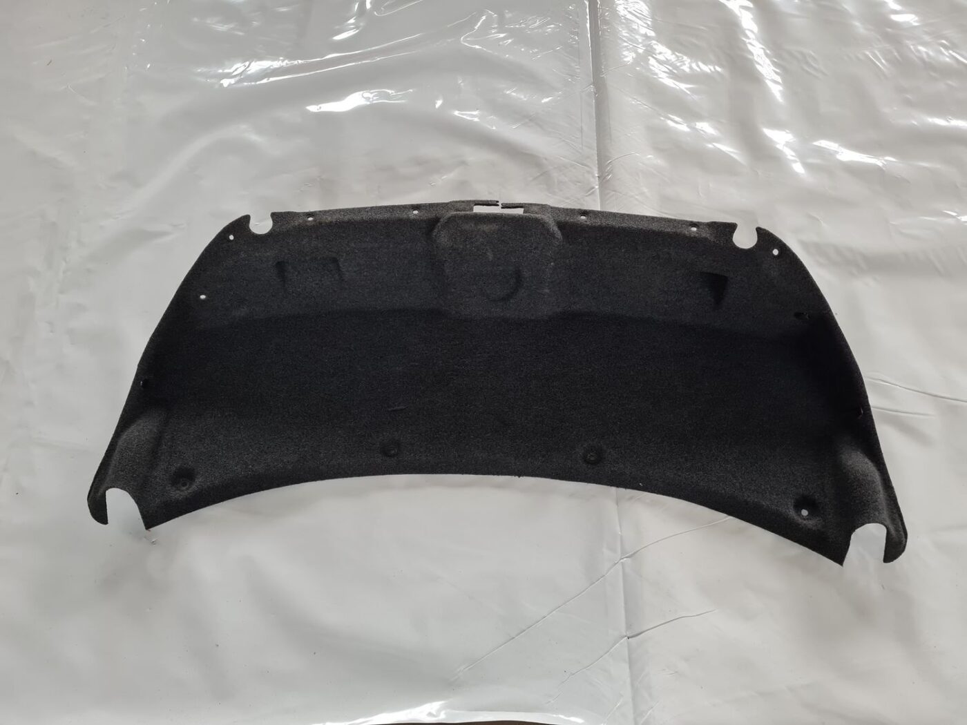 Bagāžnieka vāka liela apdare priekš BMW 6 E63 645 2004 2 Bagāžnieka vāka liela apdare priekš BMW 6 E63 645 2004