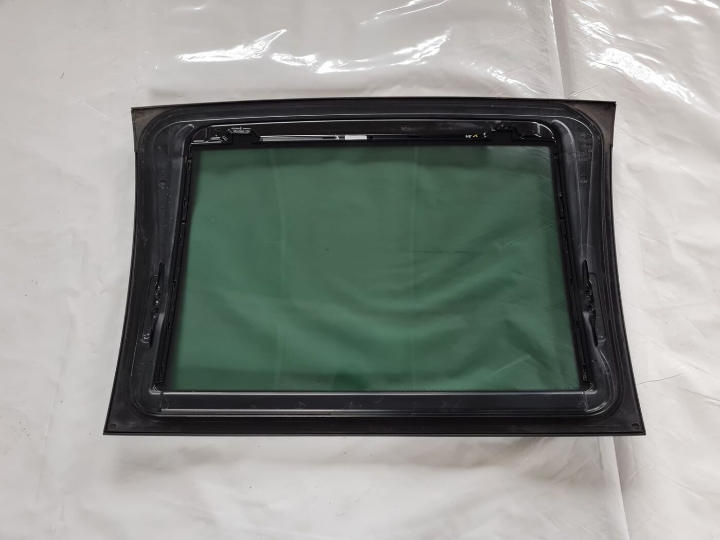 Jumta panorāma stikls priekš BMW 6 E63 645 2004