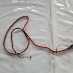 Pozitīvais elektrovads priekš BMW 6 E63 645 2004