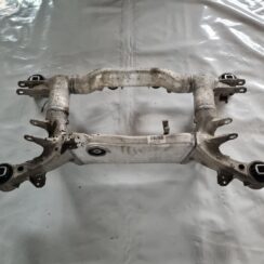 Aizmugurējais tilts/Aizmugurējais šķērsnis priekš BMW 6 E63 645 2004