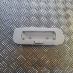 Aizmugurējo sēdvietu apgaismojums priekš VW GOLF 5 2004