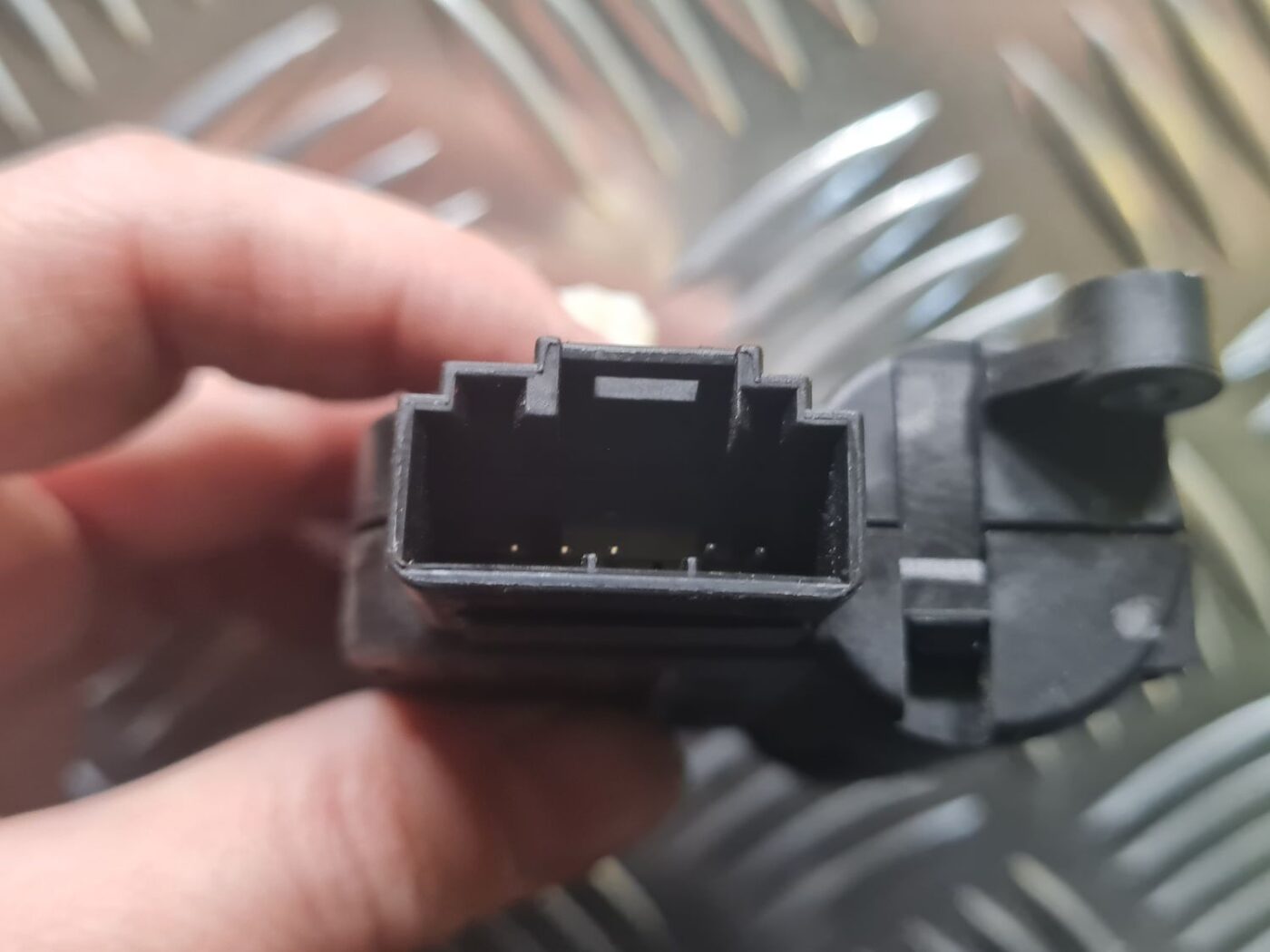 Apsildes sistēmas aktuators priekš VW GOLF 5 2004