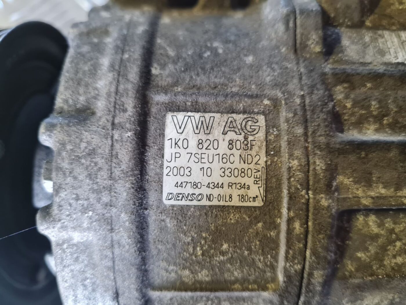 Gaisa kondicioniera kompresors priekš VW GOLF 5 2004 3 Gaisa kondicioniera kompresors priekš VW GOLF 5 2004