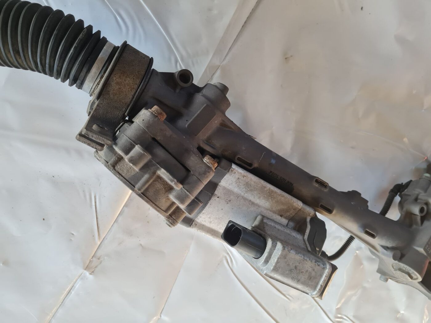 Stūres mehānisms priekš VW GOLF 5 2004