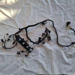 Dzinēja vadi priekš VW GOLF 5 2004