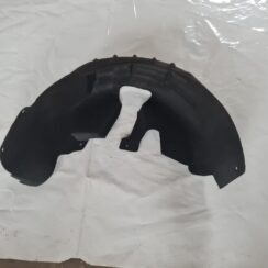 Aizmugurējais labais paspārns priekš VW GOLF 5 2004