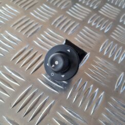 Spoguļa regulēšanas poga priekš CITROEN BERLINGO 2014