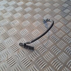 Kloķvārpstas devējs priekš CITROEN BERLINGO 2014