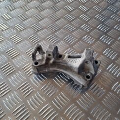 Dzinēja kronšteins priekš CITROEN BERLINGO 2014