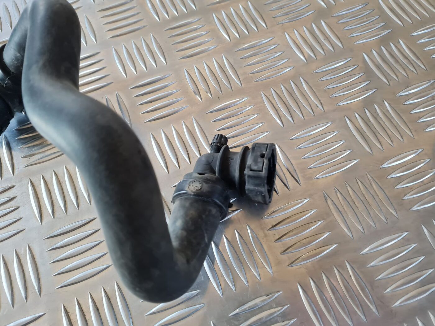 Dzesēšanas caurule priekš CITROEN BERLINGO 2014