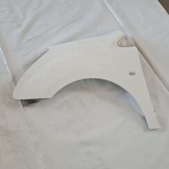 Priekšējais kreisais spārns priekš CITROEN BERLINGO 2014