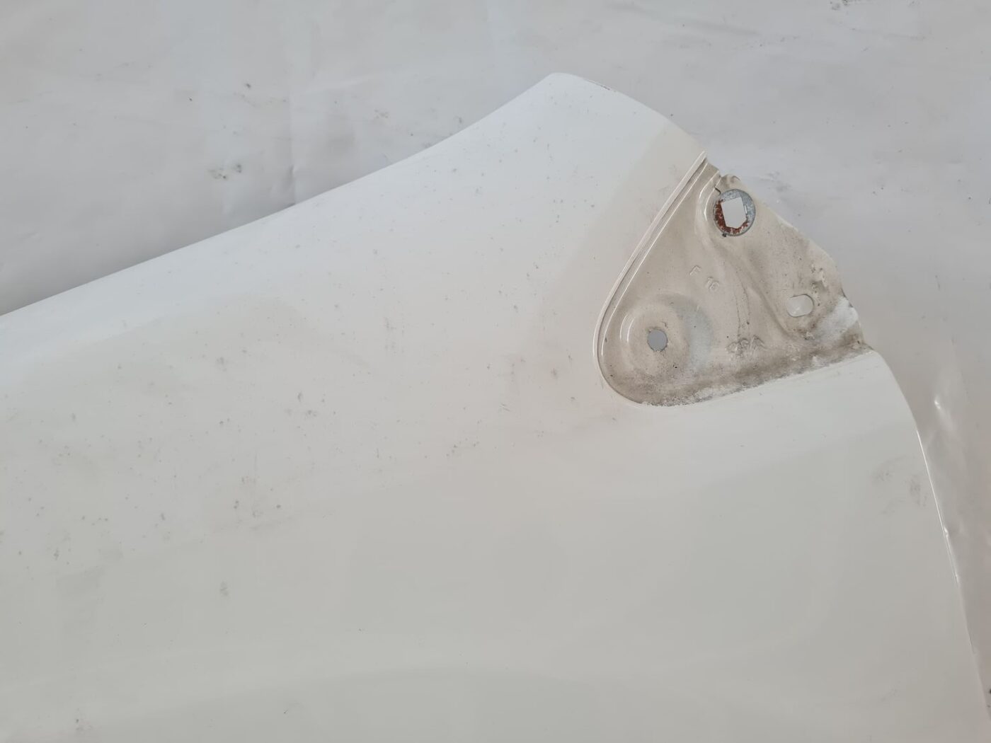 Priekšējais kreisais spārns priekš CITROEN BERLINGO 2014 7 Priekšējais kreisais spārns priekš CITROEN BERLINGO 2014