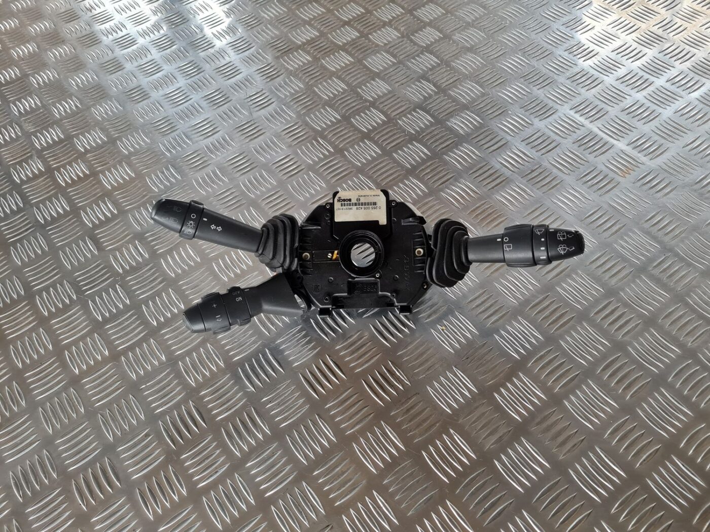 Stūres statnes slēdzis priekš FIAT STILO 2003