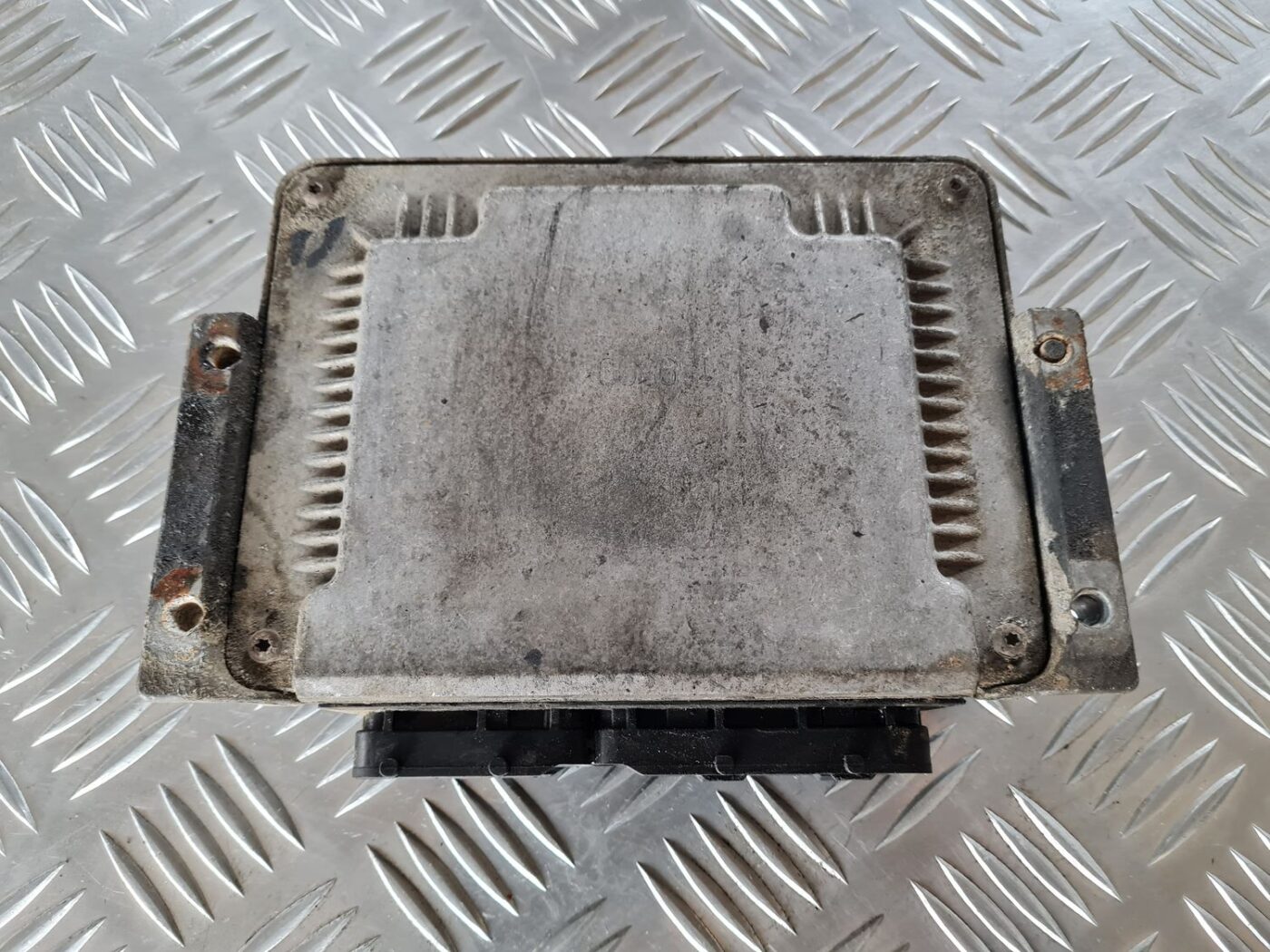 Dzinēja vadības bloks priekš FIAT STILO 2003