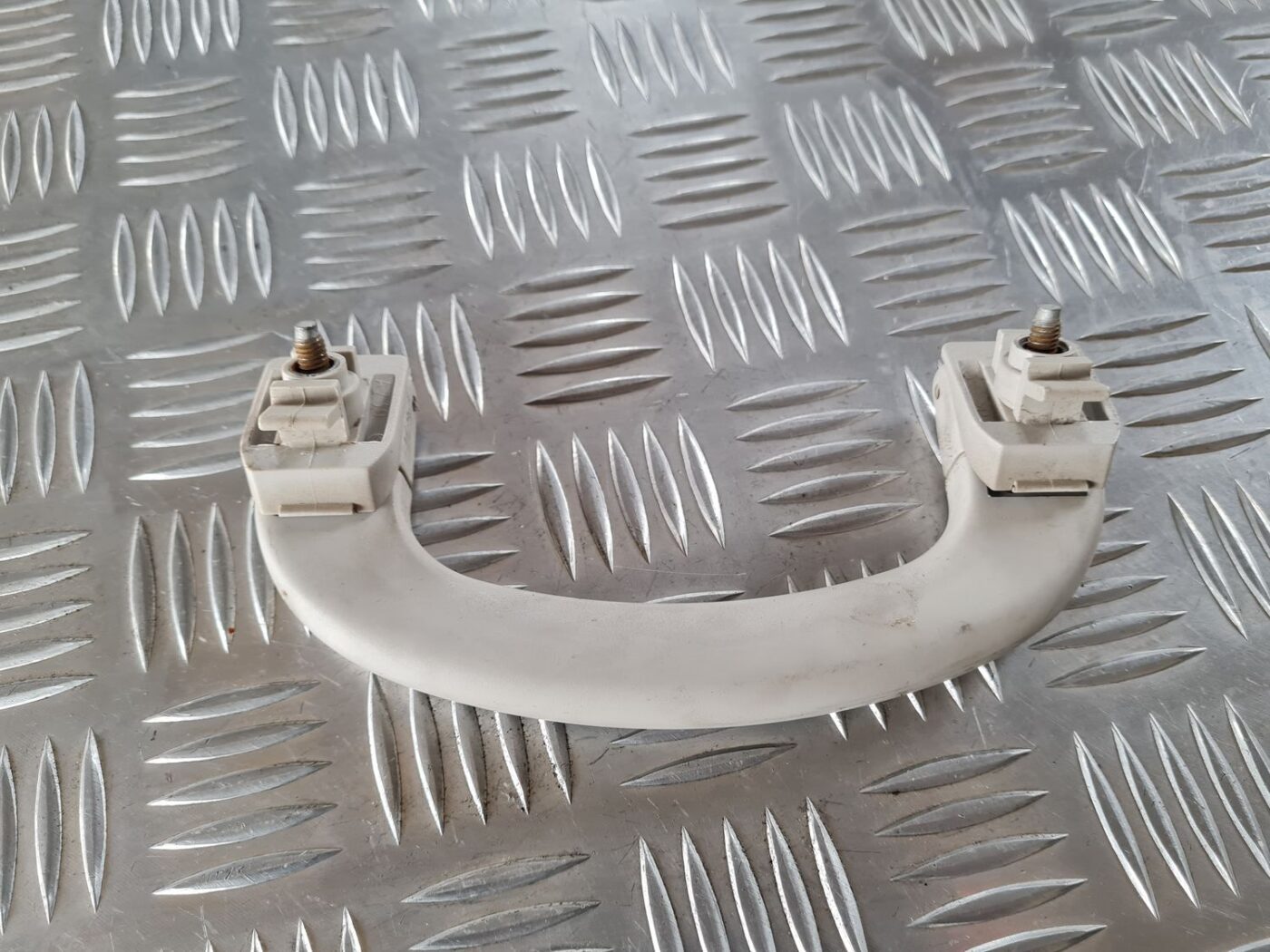 Salona rokturis griestos priekš FIAT STILO 2003