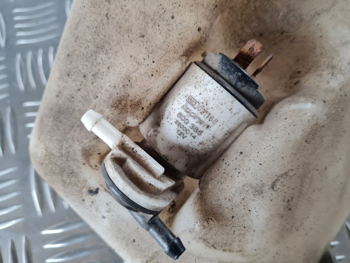 Mazgātāja šķidruma tvertne priekš FIAT STILO 2003 5 Mazgātāja šķidruma tvertne priekš FIAT STILO 2003