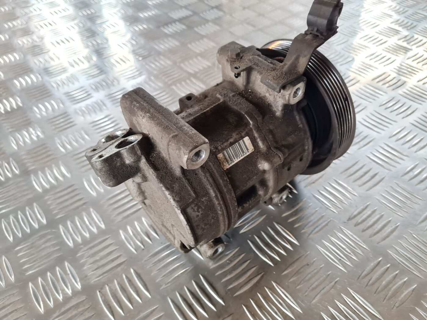 Gaisa kondicioniera kompresors priekš FIAT STILO 2003 4 Gaisa kondicioniera kompresors priekš FIAT STILO 2003