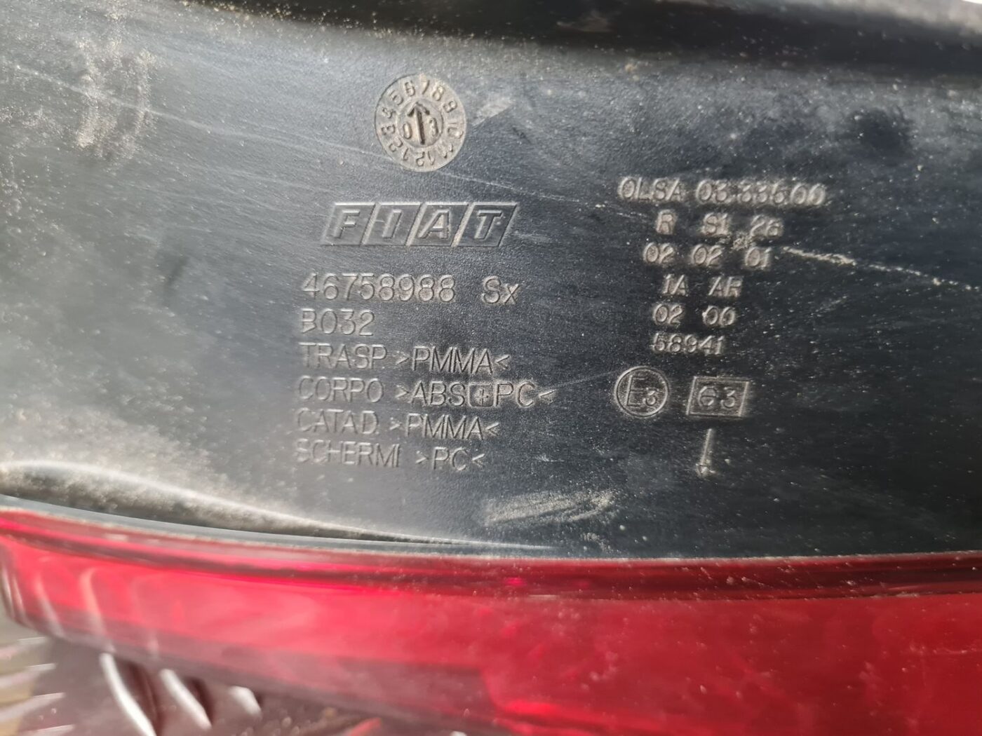 Aizmugurējais kreisais lukturis priekš FIAT STILO 2003 3 Aizmugurējais kreisais lukturis priekš FIAT STILO 2003