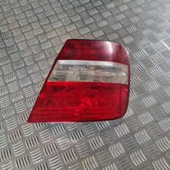 Aizmugurējais labais lukturis priekš FIAT STILO 2003