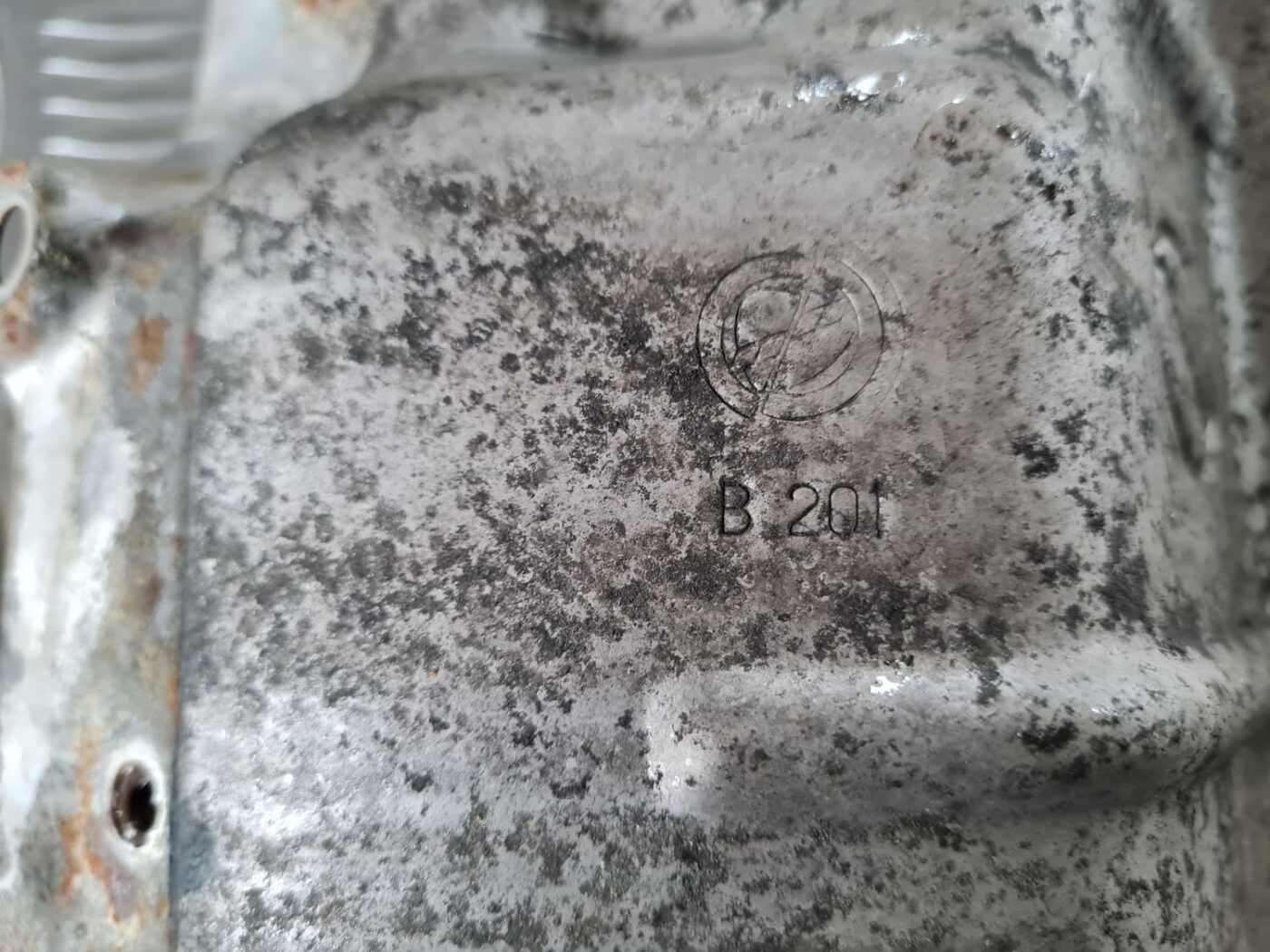 Karstuma aizsargs (mazs) priekš FIAT STILO 2003 3 Karstuma aizsargs (mazs) priekš FIAT STILO 2003