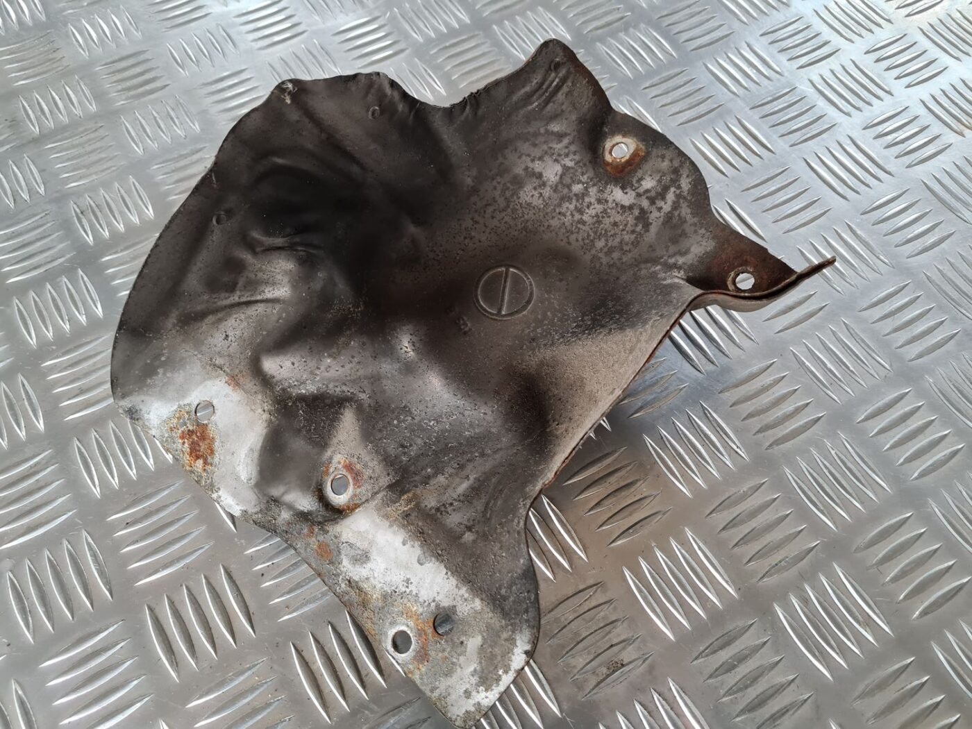 Karstuma aizsargs (mazs) priekš FIAT STILO 2003