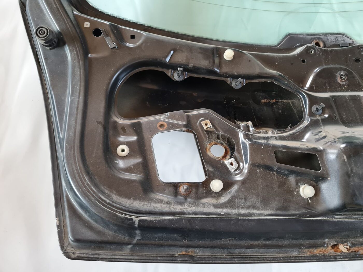 Bagāžnieka vāks priekš FIAT STILO 2003 13 Bagāžnieka vāks priekš FIAT STILO 2003