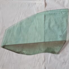 Priekšējo kreiso durvju stikls priekš FIAT STILO 2003