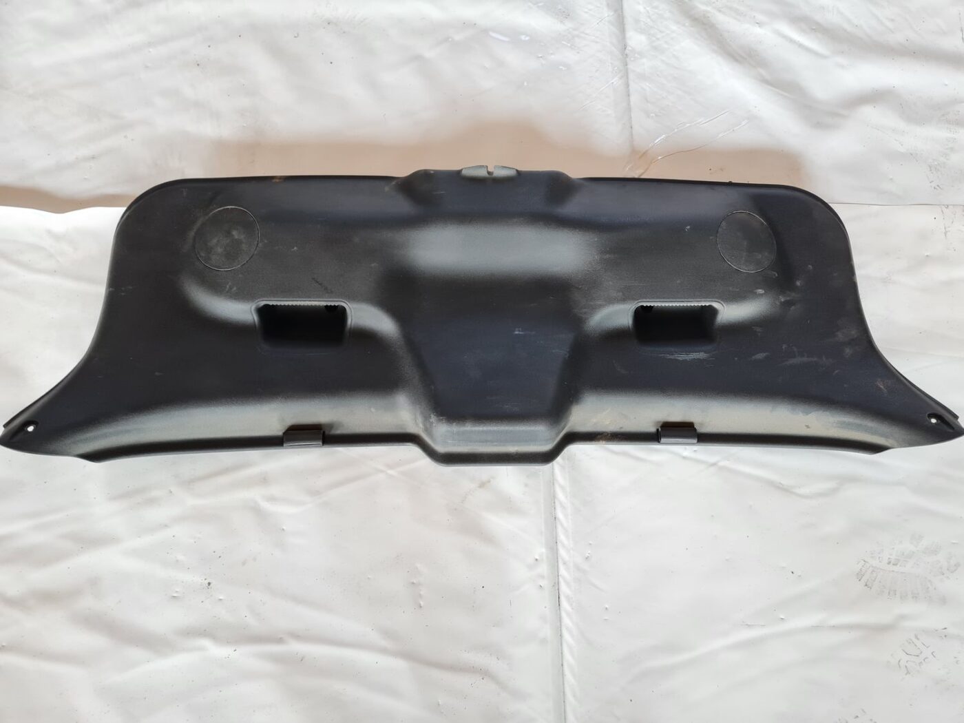 Bagāžnieka vāka liela apdare priekš FIAT STILO 2003 2 Bagāžnieka vāka liela apdare priekš FIAT STILO 2003