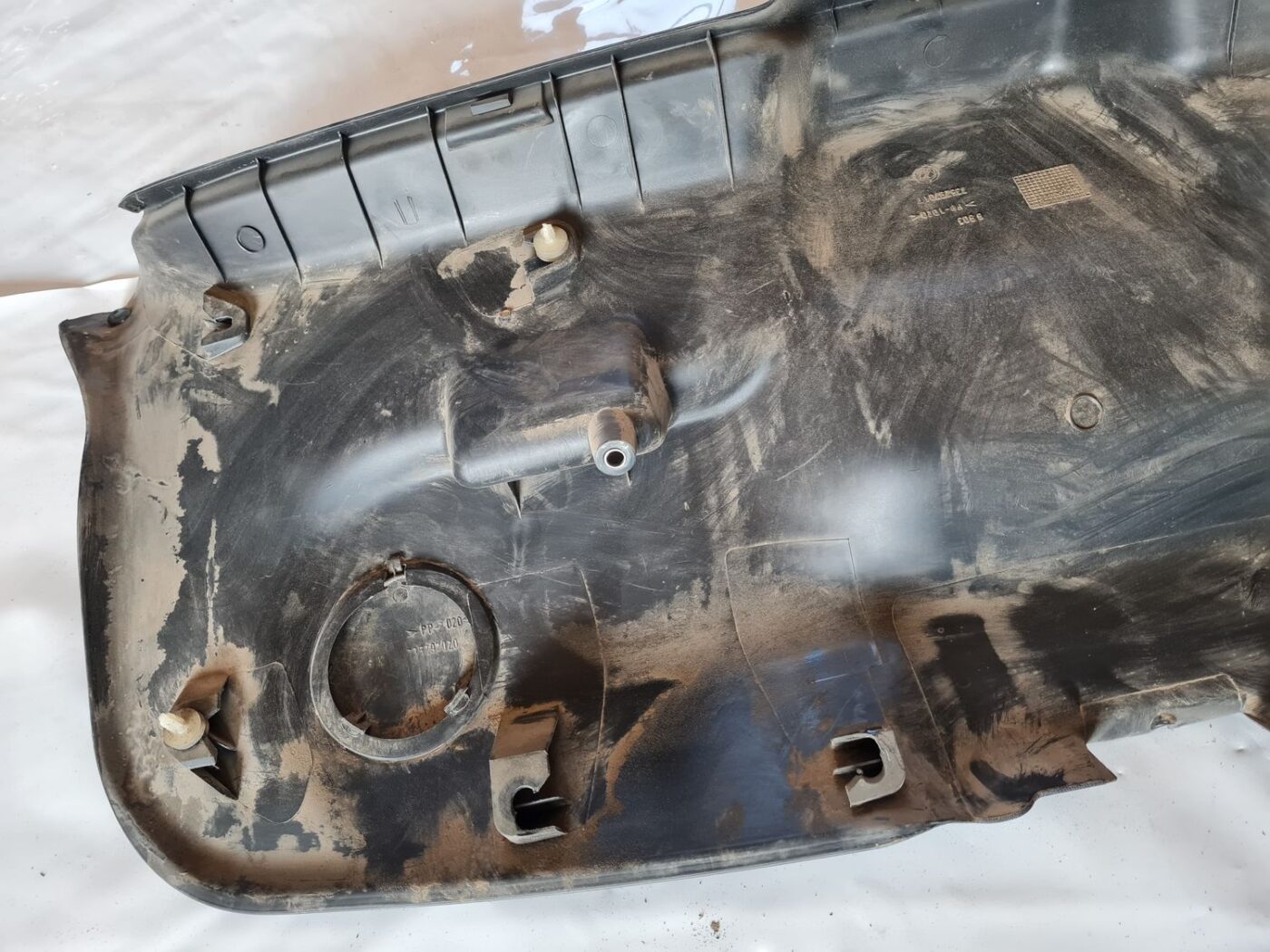 Bagāžnieka vāka liela apdare priekš FIAT STILO 2003 4 Bagāžnieka vāka liela apdare priekš FIAT STILO 2003