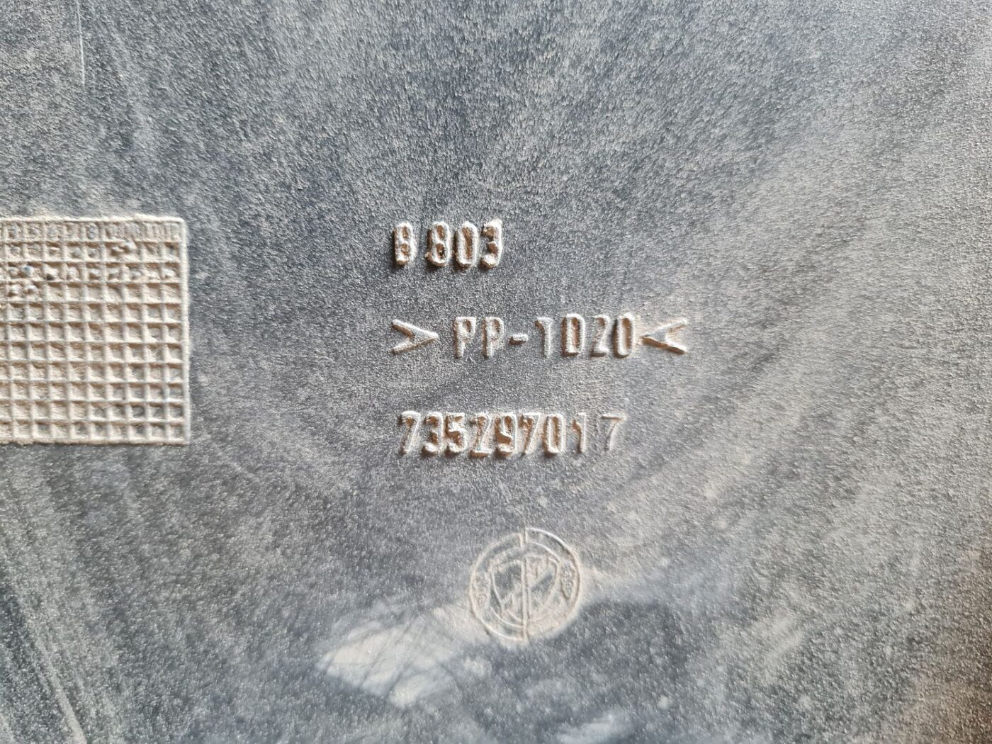 Bagāžnieka vāka liela apdare priekš FIAT STILO 2003 3 Bagāžnieka vāka liela apdare priekš FIAT STILO 2003