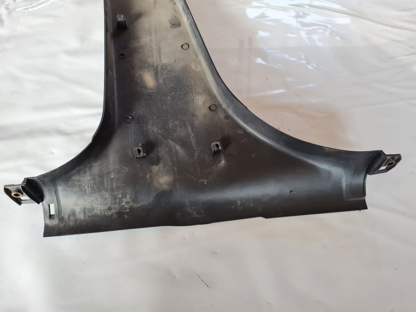 Vidējas salona statnes apdare priekš FIAT STILO 2003 4 Vidējas salona statnes apdare priekš FIAT STILO 2003