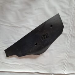 Centrālās konsoles (apdares) sānu panelis priekš FIAT STILO 2003