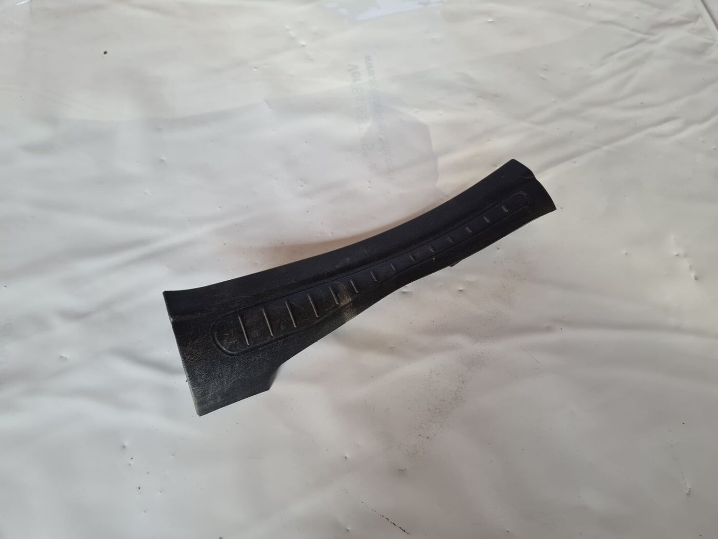 Sliekšņa aizmugurēja kreisa uzlika (salonā) priekš FIAT STILO 2003