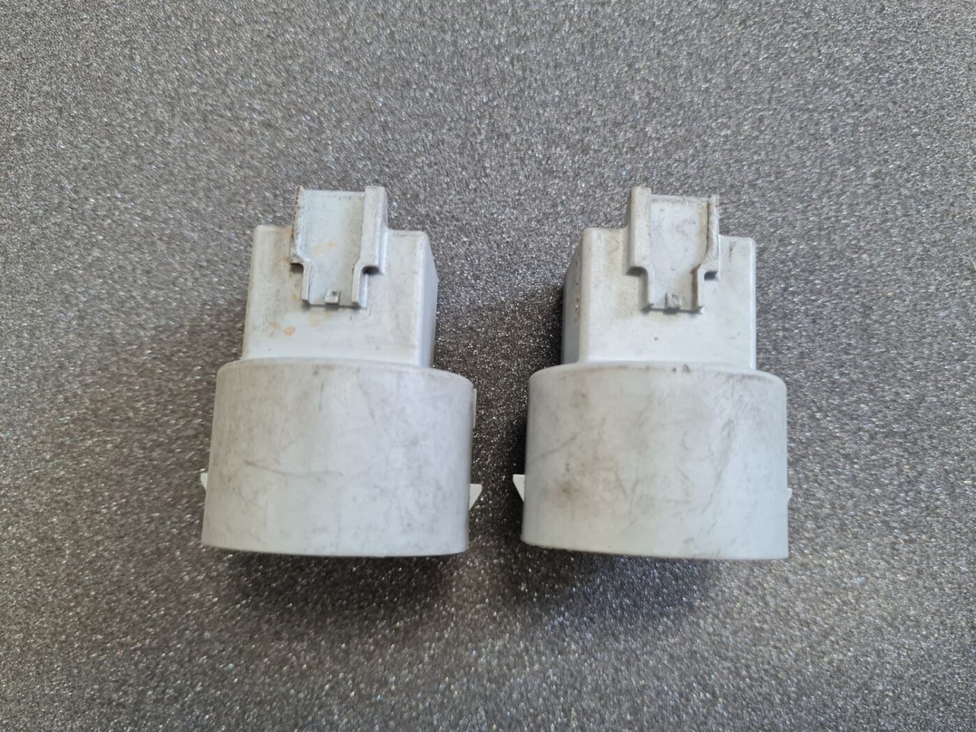 Drošinātāju releja priekš PEUGEOT 3 Drošinātāju releja priekš PEUGEOT