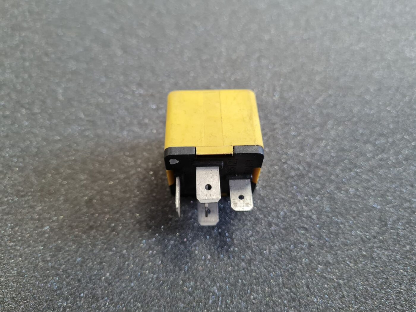 Drošinātāju releja priekš RENAULT 2 Drošinātāju releja priekš RENAULT