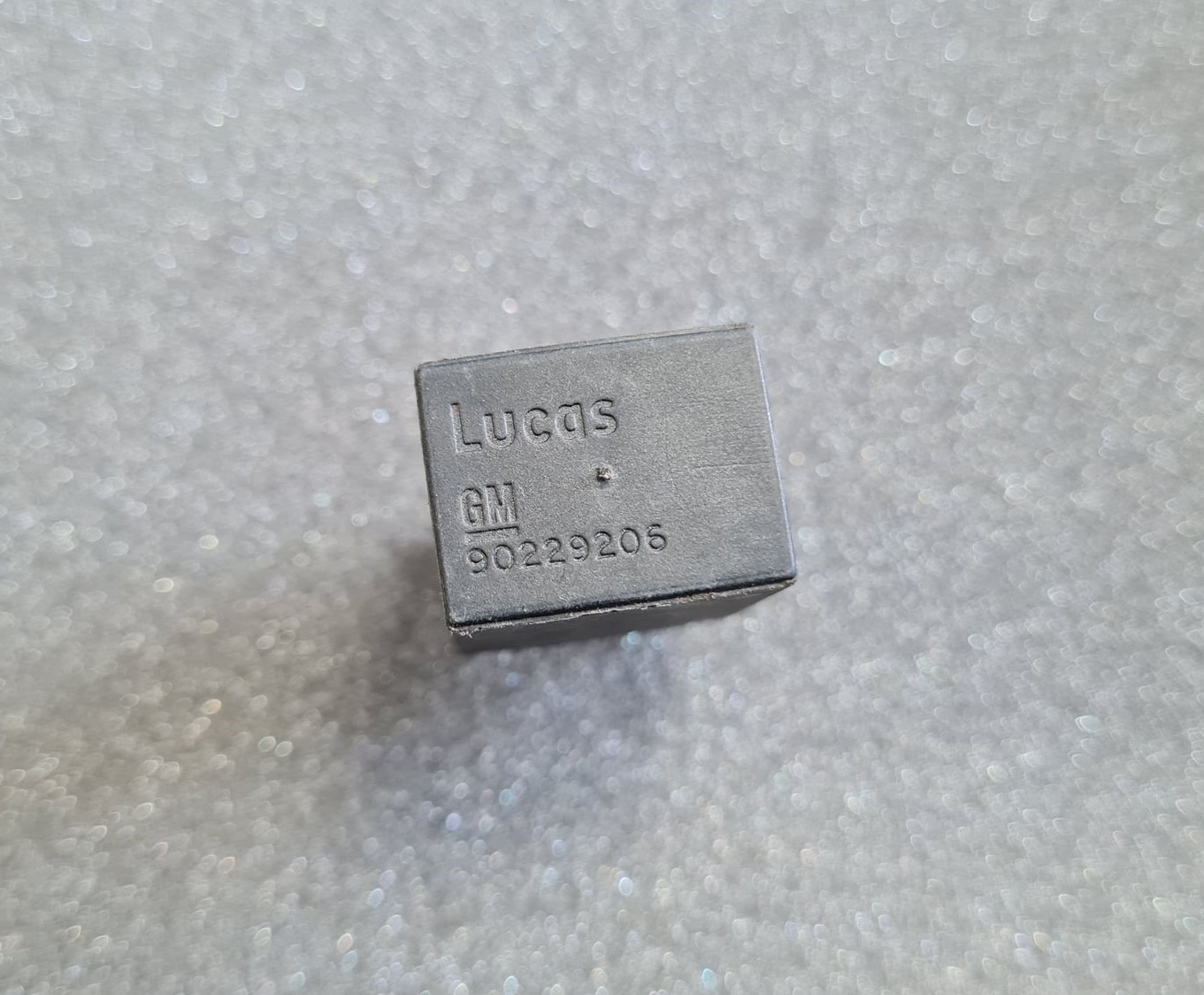 Drošinātāju releja priekš OPEL 2 Drošinātāju releja priekš OPEL