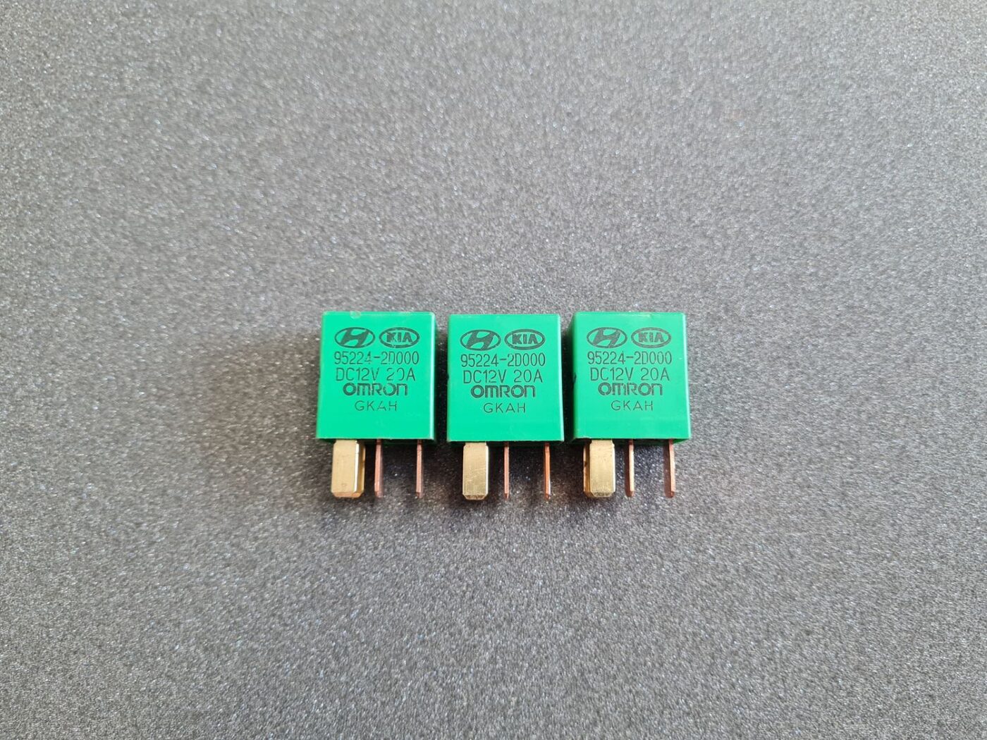 Drošinātāju releja priekš Hyundai, KIA 1 Drošinātāju releja priekš Hyundai, KIA