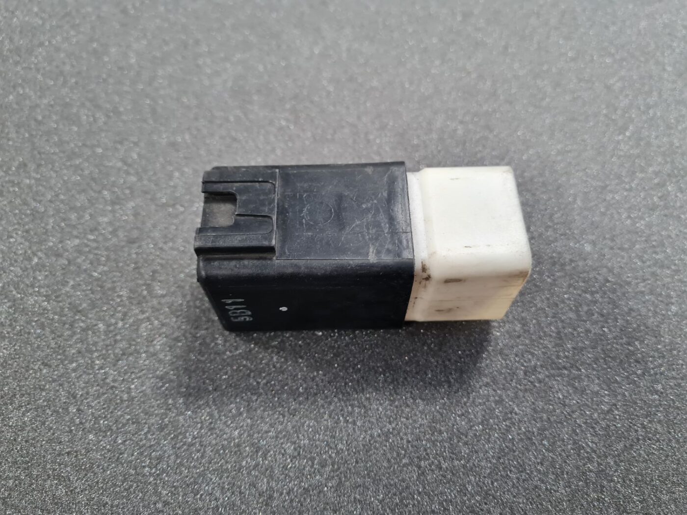 Drošinātāju releja priekš VW 2 Drošinātāju releja priekš VW