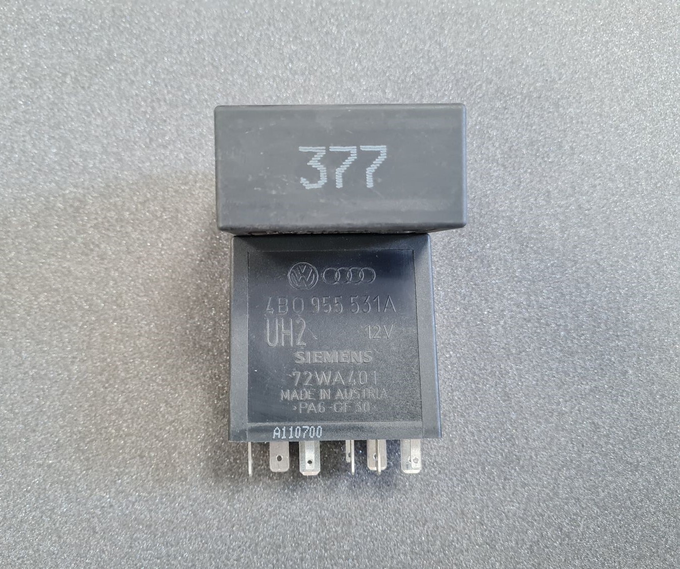 Drošinātāju releja priekš AUDI 3 Drošinātāju releja priekš AUDI