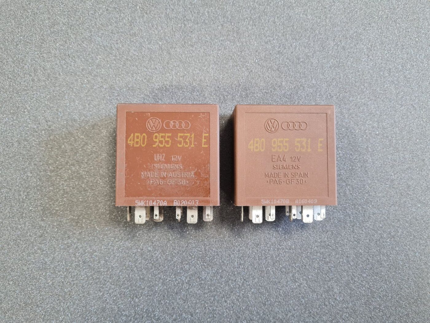 Drošinātāju releja priekš AUDI 1 Drošinātāju releja priekš AUDI