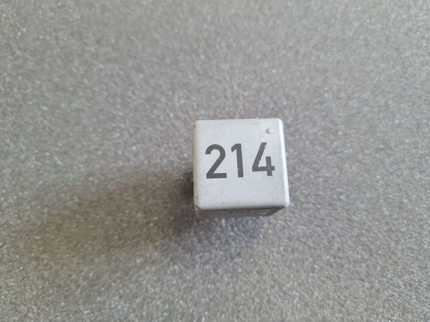 Drošinātāju releja priekš AUDI 3 Drošinātāju releja priekš AUDI